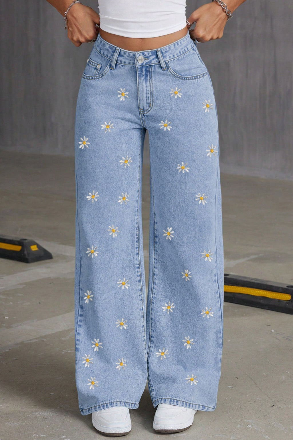 Floral Embroidered Denim Jeans