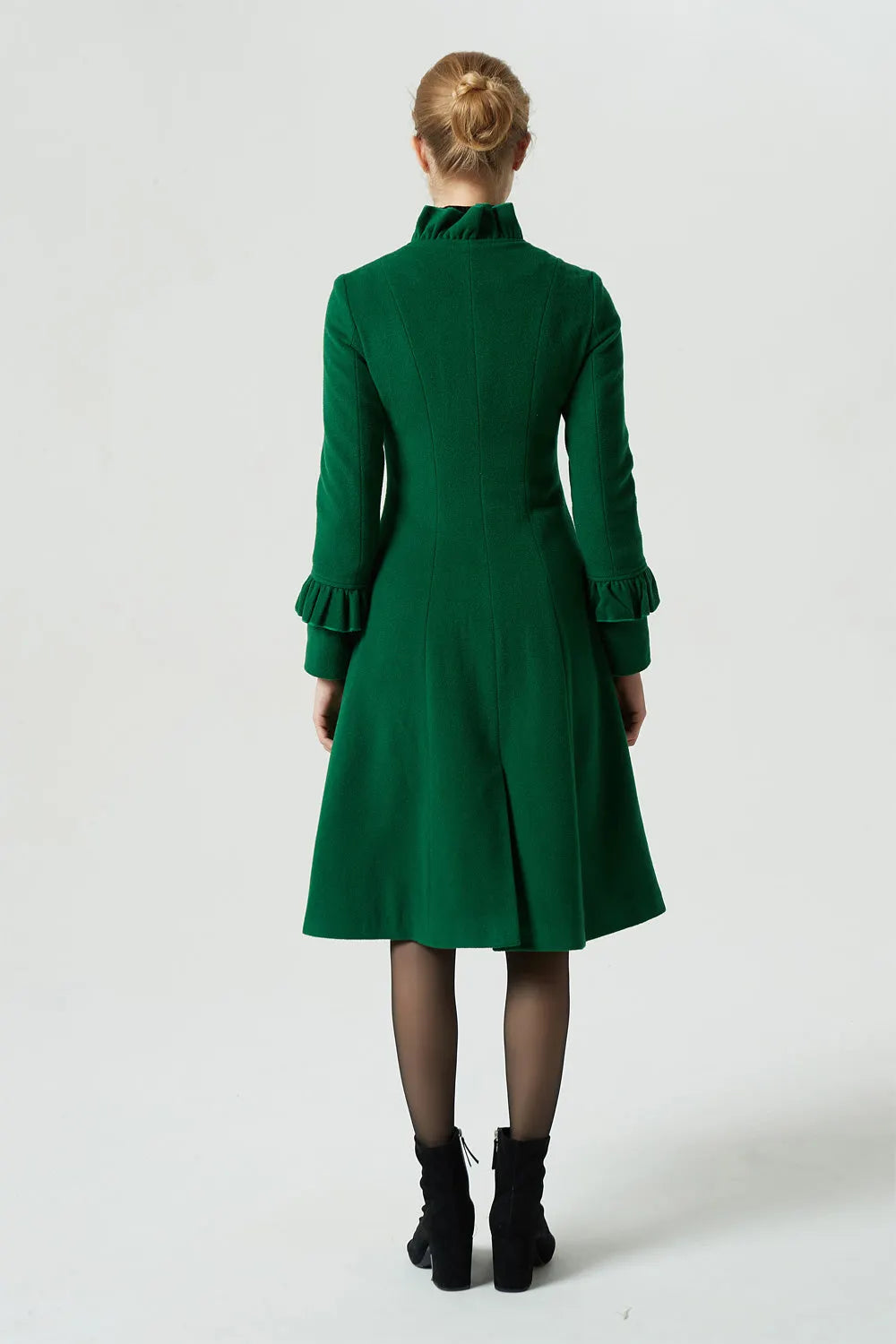 Women’s Green Wool Blend Coat with Ruffled Trim – Vintage Winter Coat 