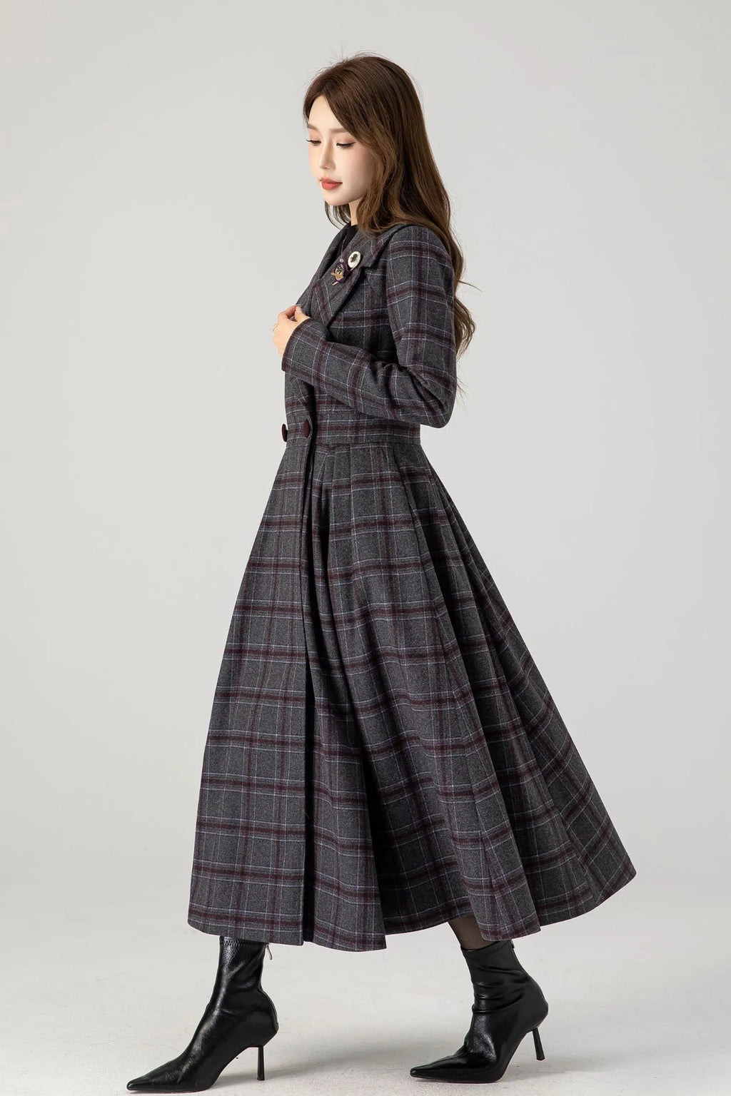 Handmade Plaid Wool Coat – Vintage Fit & Flare Double-Breasted Winter Overcoat 