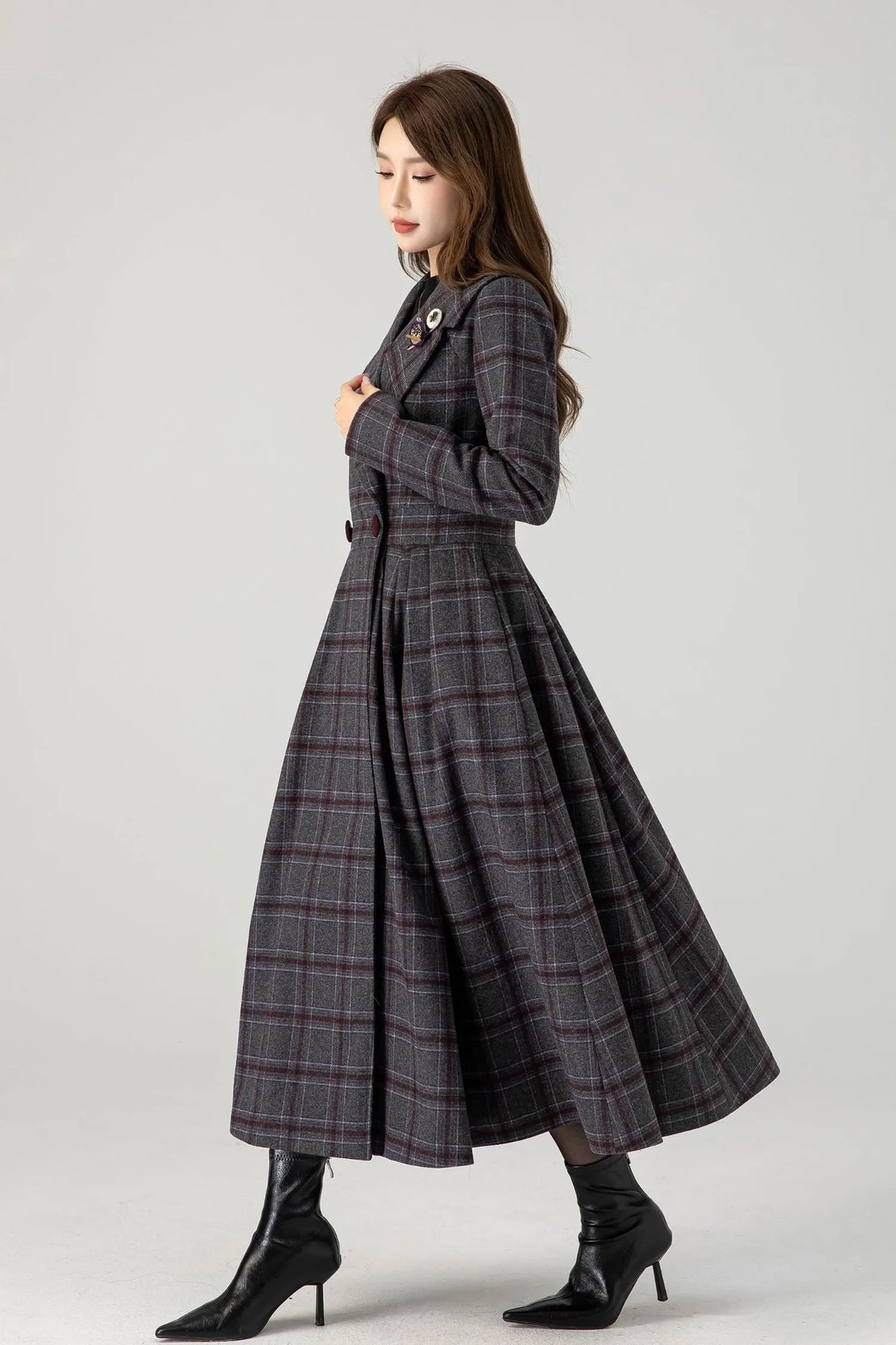 Handmade Plaid Wool Coat – Vintage Fit & Flare Double-Breasted Winter Overcoat 