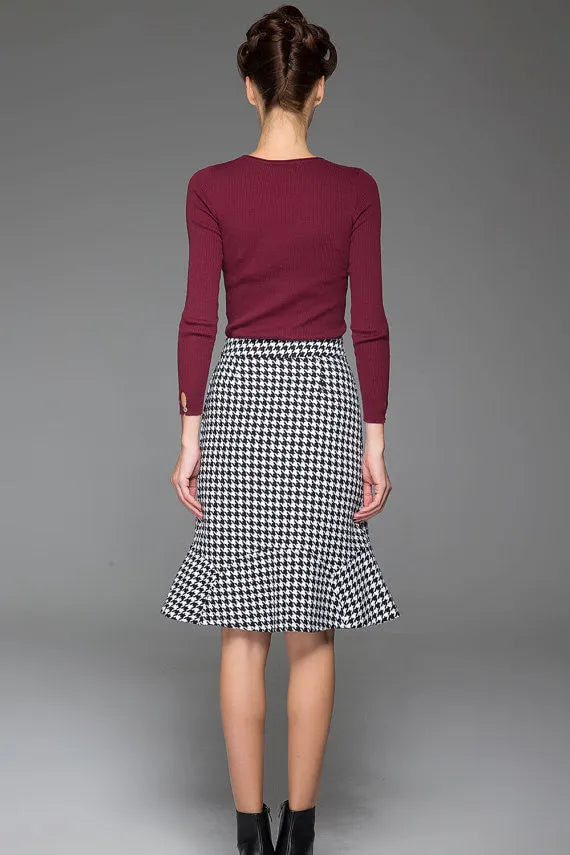 Black and White Wool Fishtail Skirt - Knee Length, Slim Fit 1439