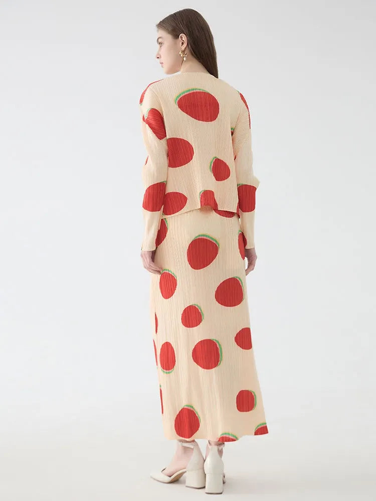 Slim-fitting printed long-sleeved skirt  set