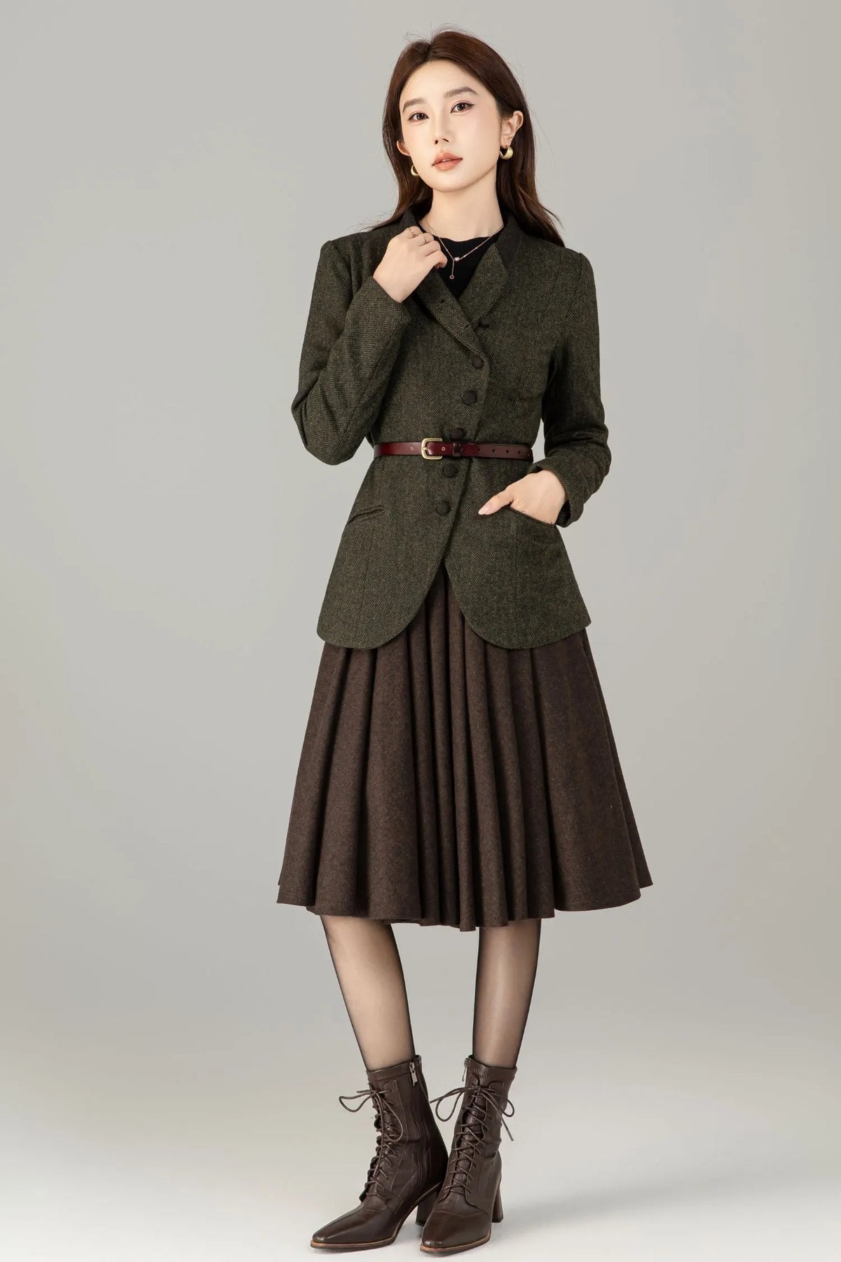 Vintage Wool Blend Circle Skirt – Handmade Knee Length Winter Skirt with Pockets 