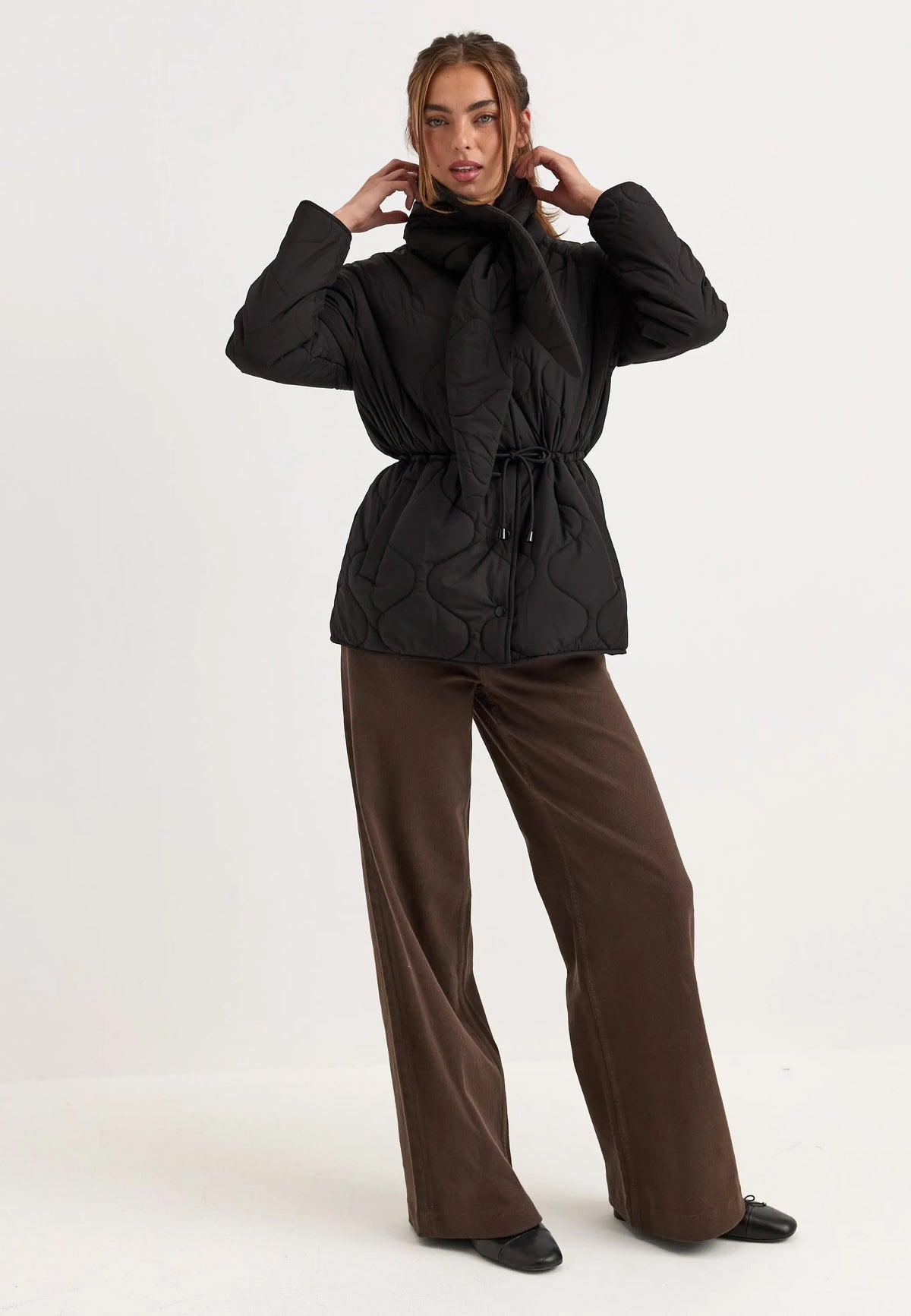 Scarf Quilted Short Jacket