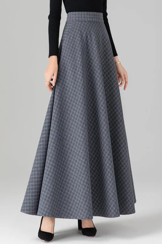 Grey Wool Maxi Skirt - Plaid Patterned, Elastic Waist 3937