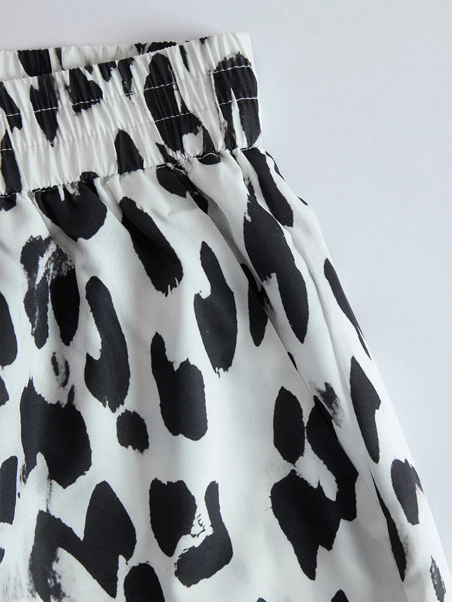 Modern And Stylish White Leopard Print Chiffon Pants