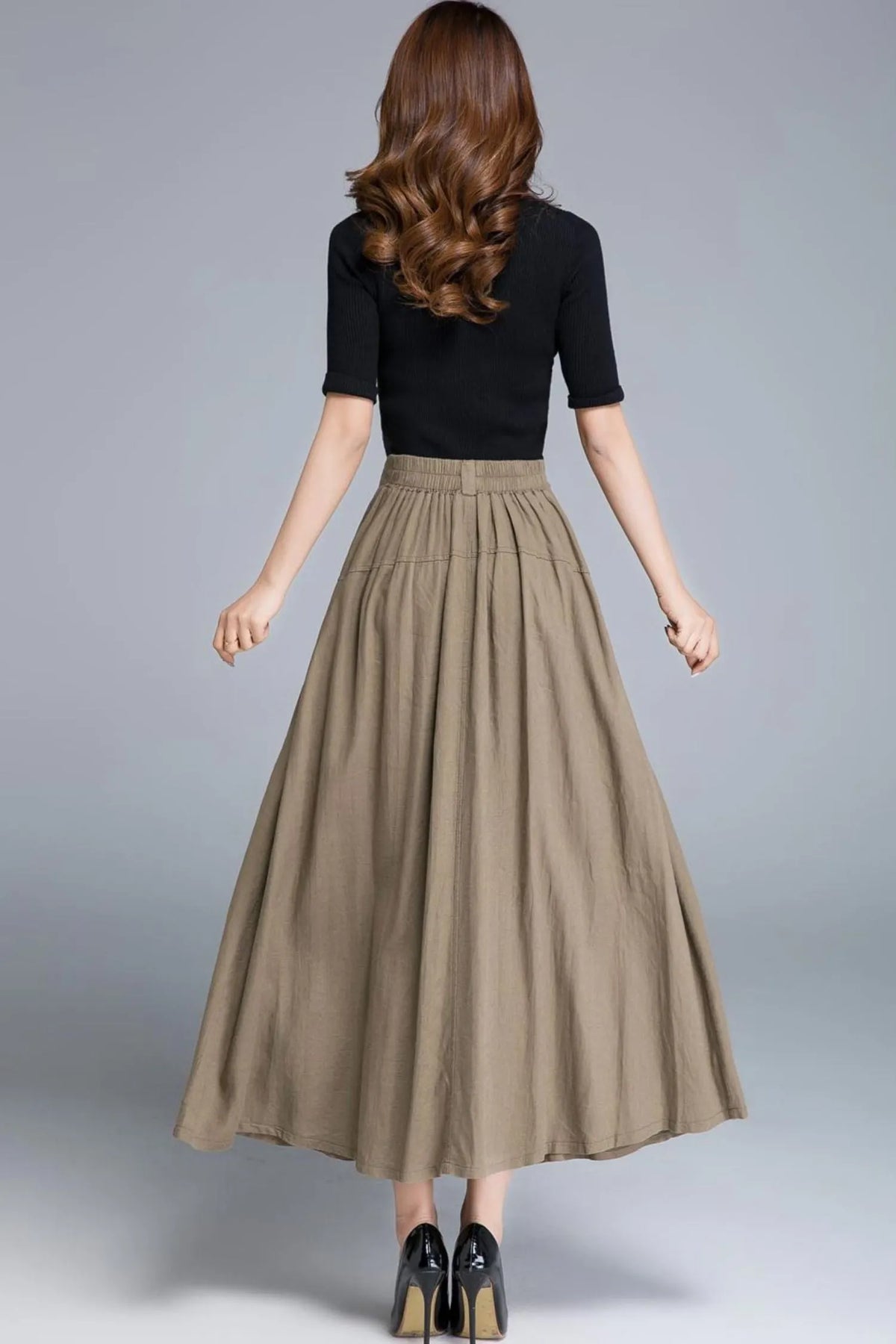 Khaki long maxi skirt with pleated and button detail 1671