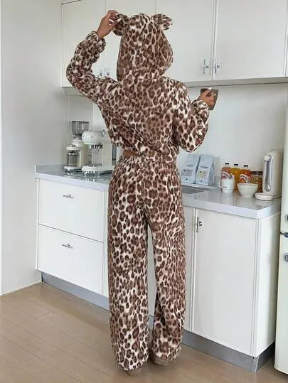 Double-Sided Arctic Print Leopard Hooded Pajama Set
