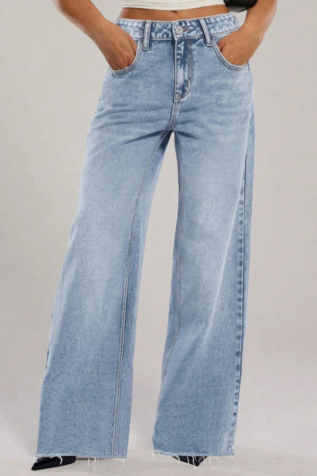 Embroidered Bow Pocket Jeans