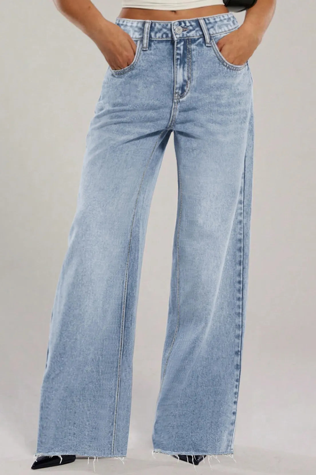 Embroidered Bow Pocket Jeans