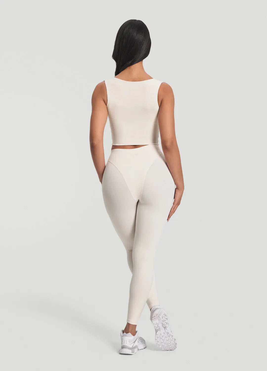 Pilates Princess Contour Leggings - Sculpting Fit for Peak Performance